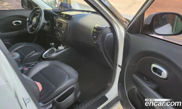 Kia Soul 2016 1.6 автомат (гидро), миниатюра 11 Kia Soul 2016 1.6 автомат (гидро), миниатюра 11