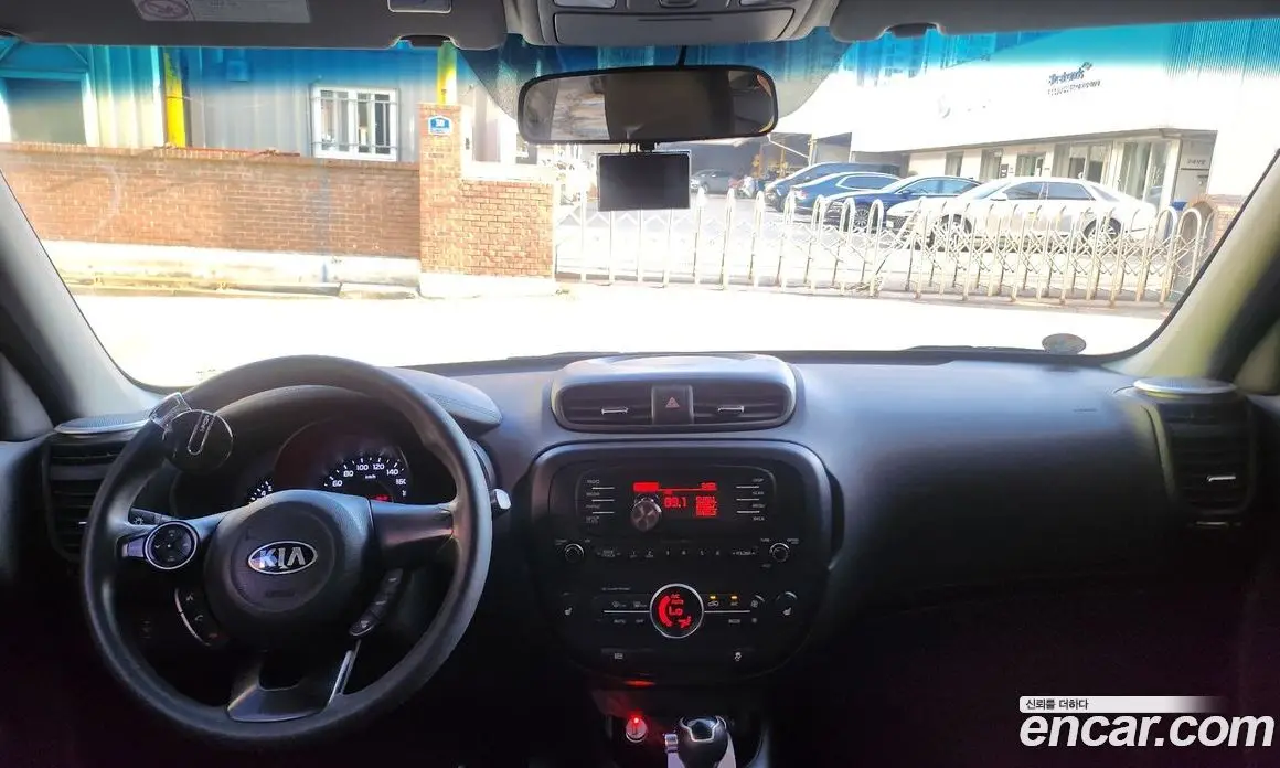 Kia Soul 2016 1.6 автомат (гидро), фото 14 Kia Soul 2016 1.6 автомат (гидро), фото 14