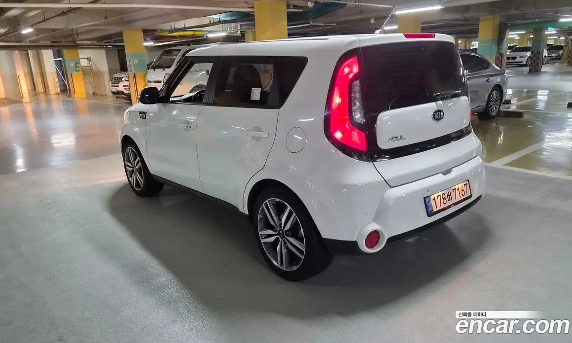Kia Soul 2016 1.6 автомат (гидро), фото 18 Kia Soul 2016 1.6 автомат (гидро), фото 18