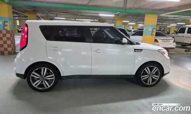 Kia Soul 2016 1.6 автомат (гидро), миниатюра 3 Kia Soul 2016 1.6 автомат (гидро), миниатюра 3
