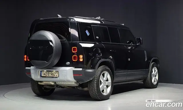 Land Rover Defender 2021 3.0 автомат (гидро), миниатюра 2