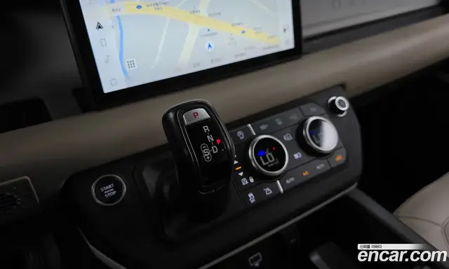 Land Rover Defender 2021 3.0 автомат (гидро), миниатюра 12