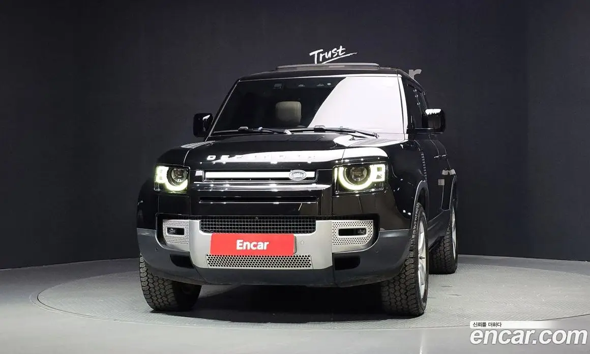 Land Rover Defender 2021 3.0 автомат (гидро), фото 3