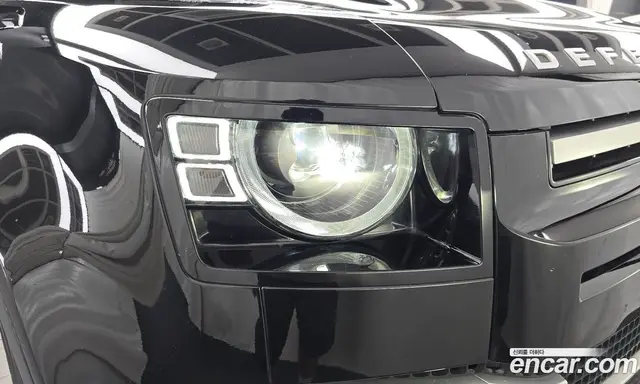 Land Rover Defender 2021 3.0 автомат (гидро), миниатюра 8