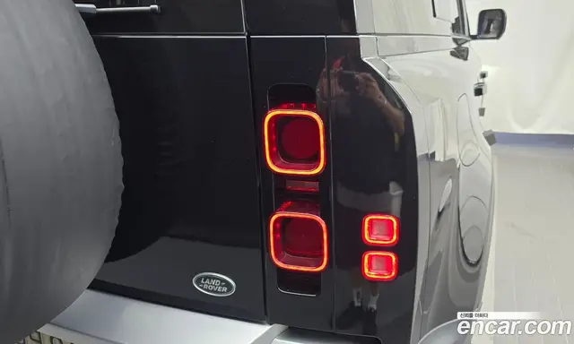 Land Rover Defender 2021 3.0 автомат (гидро), миниатюра 9