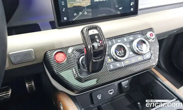 Land Rover Defender 2022 3.0 автомат (гидро), миниатюра 12