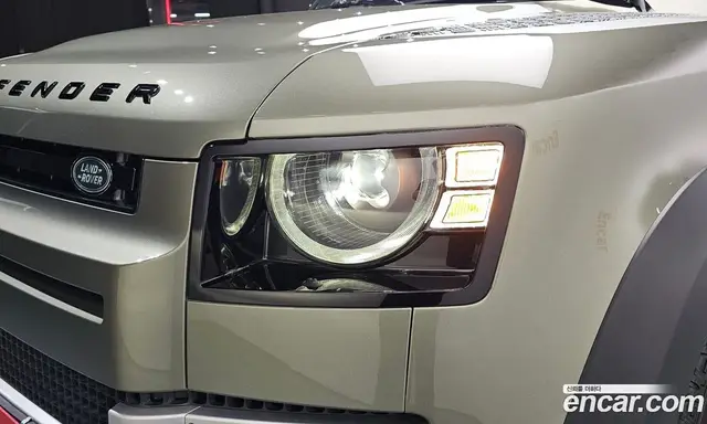 Land Rover Defender 2022 3.0 автомат (гидро), миниатюра 8 Land Rover Defender 2022 3.0 автомат (гидро), миниатюра 8