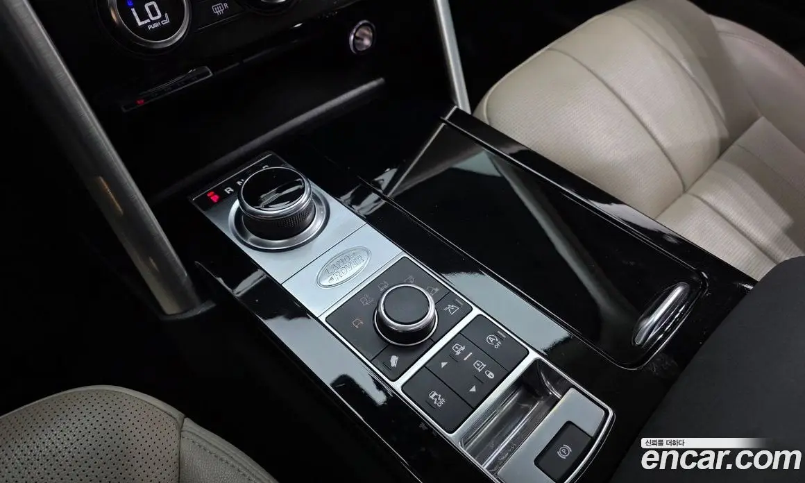 Land Rover Discovery 2019 3.0 автомат (гидро), фото 12