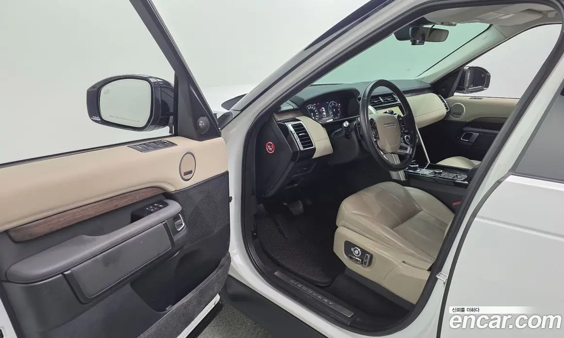 Land Rover Discovery 2019 3.0 автомат (гидро), фото 13
