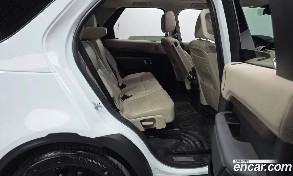 Land Rover Discovery 2019 3.0 автомат (гидро), фото 17