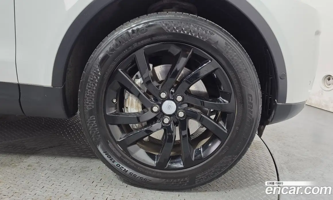 Land Rover Discovery 2019 3.0 автомат (гидро), фото 7
