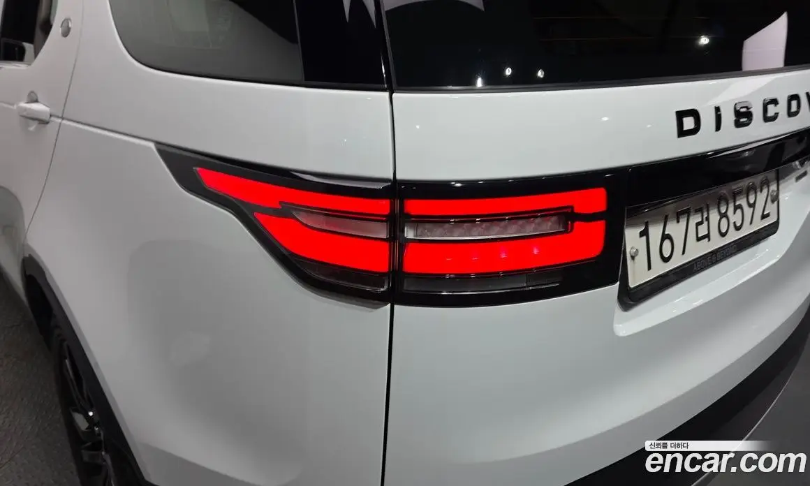 Land Rover Discovery 2019 3.0 автомат (гидро), фото 9