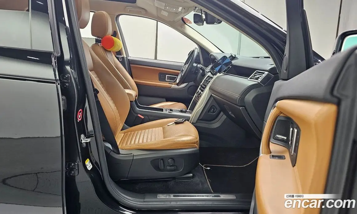 Land Rover Discovery Sport 2018 2.0 автомат (гидро), фото 16 Land Rover Discovery Sport 2018 2.0 автомат (гидро), фото 16