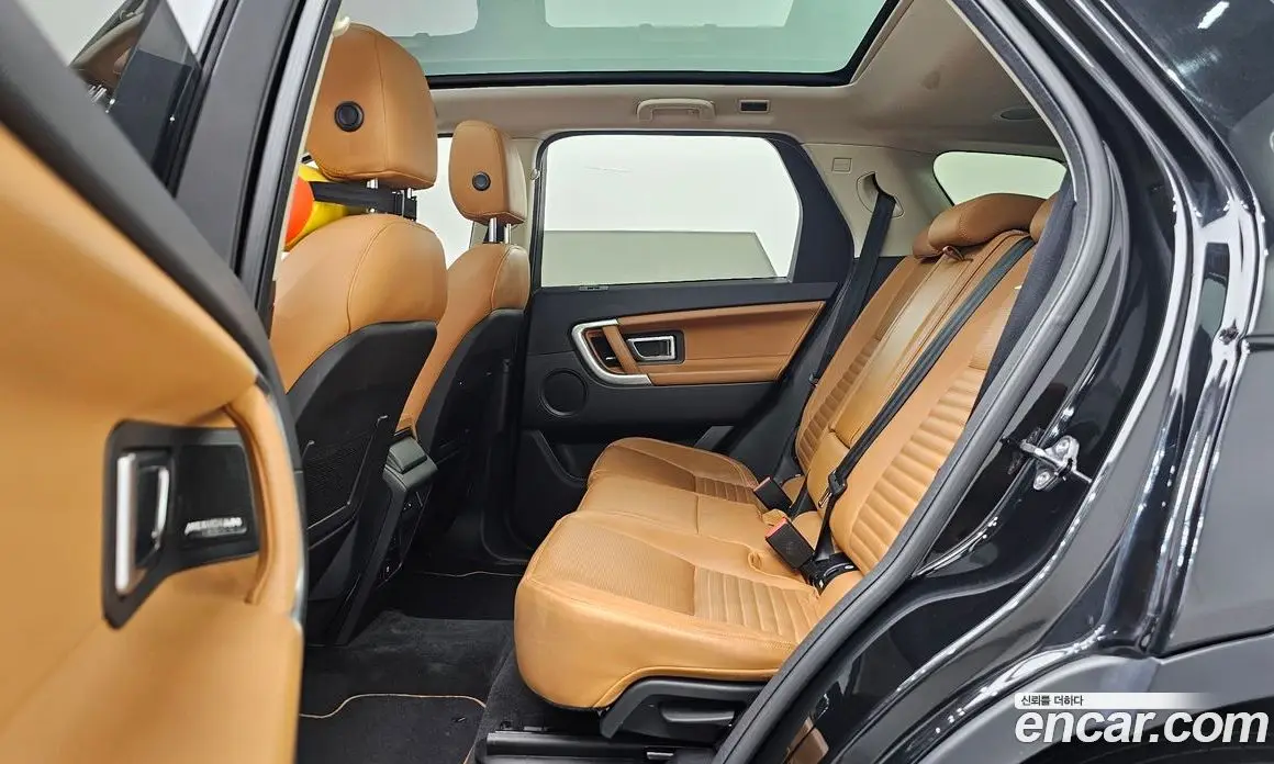 Land Rover Discovery Sport 2018 2.0 автомат (гидро), фото 18 Land Rover Discovery Sport 2018 2.0 автомат (гидро), фото 18