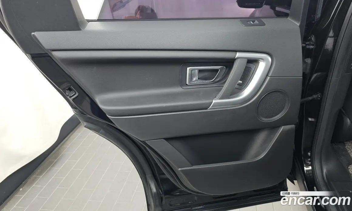 Land Rover Discovery Sport 2019 2.0 автомат (гидро), фото 15 Land Rover Discovery Sport 2019 2.0 автомат (гидро), фото 15