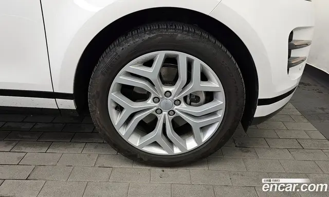 Land Rover Range Rover Evoque 2023 2.0 автомат (гидро), миниатюра 7