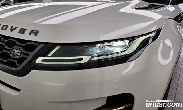 Land Rover Range Rover Evoque 2023 2.0 автомат (гидро), миниатюра 8
