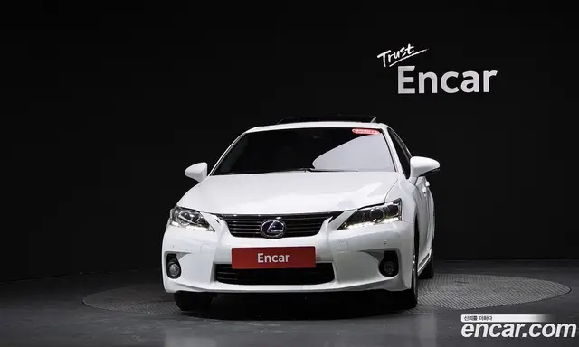 Lexus CT200h 2012 1.8 автомат (гидро), миниатюра 2
