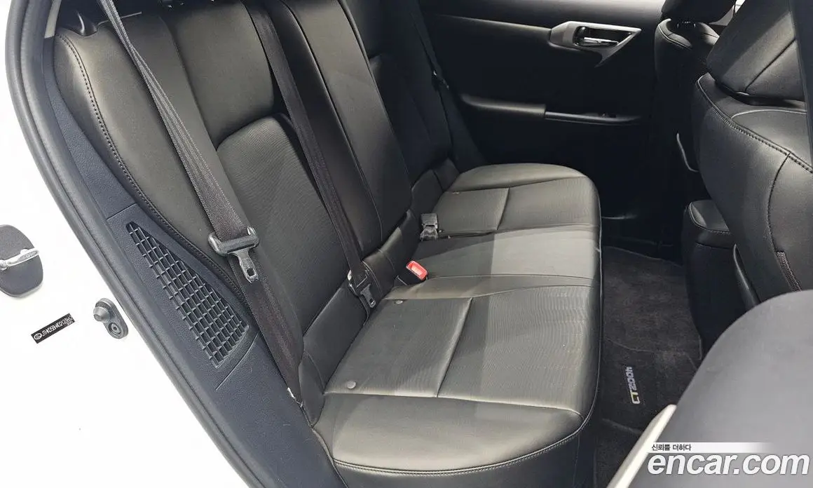 Lexus CT200h 2012 1.8 автомат (гидро), фото 17