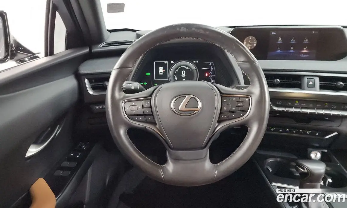Lexus UX 2019 2.0 автомат (гидро), фото 19