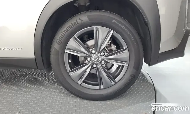 Lexus UX 2019 2.0 автомат (гидро), миниатюра 7