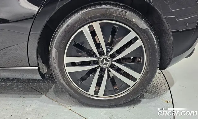 Mercedes-Benz A-Class 2021 2.0 автомат (гидро), миниатюра 5 Mercedes-Benz A-Class 2021 2.0 автомат (гидро), миниатюра 5