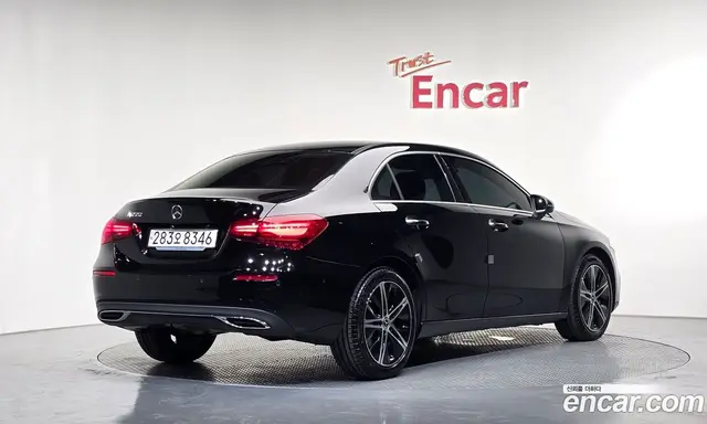 Mercedes-Benz A-Class 2025 2.0 автомат (гидро), миниатюра 2
