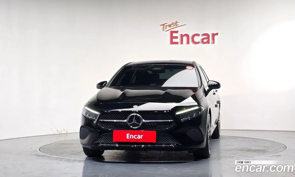 Mercedes-Benz A-Class 2025 2.0 автомат (гидро), фото 3