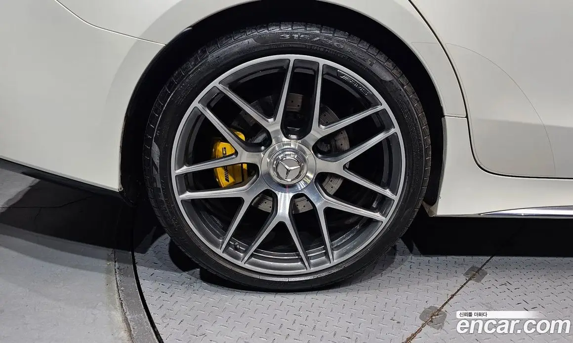 Mercedes-Benz AMG GT 2023 3.0 автомат (гидро), фото 5
