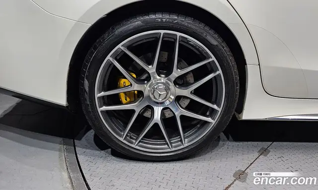 Mercedes-Benz AMG GT 2023 3.0 автомат (гидро), миниатюра 5