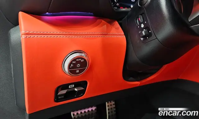 Mercedes-Benz AMG GT 2025 4.0 автомат (гидро), миниатюра 12