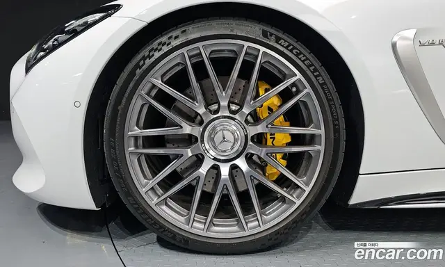 Mercedes-Benz AMG GT 2025 4.0 автомат (гидро), миниатюра 5