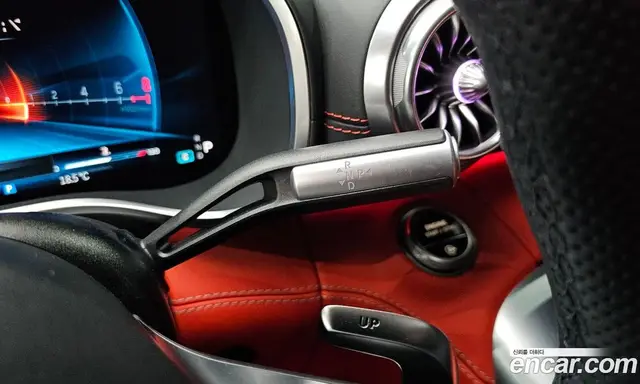 Mercedes-Benz AMG GT 2025 4.0 автомат (гидро), миниатюра 9