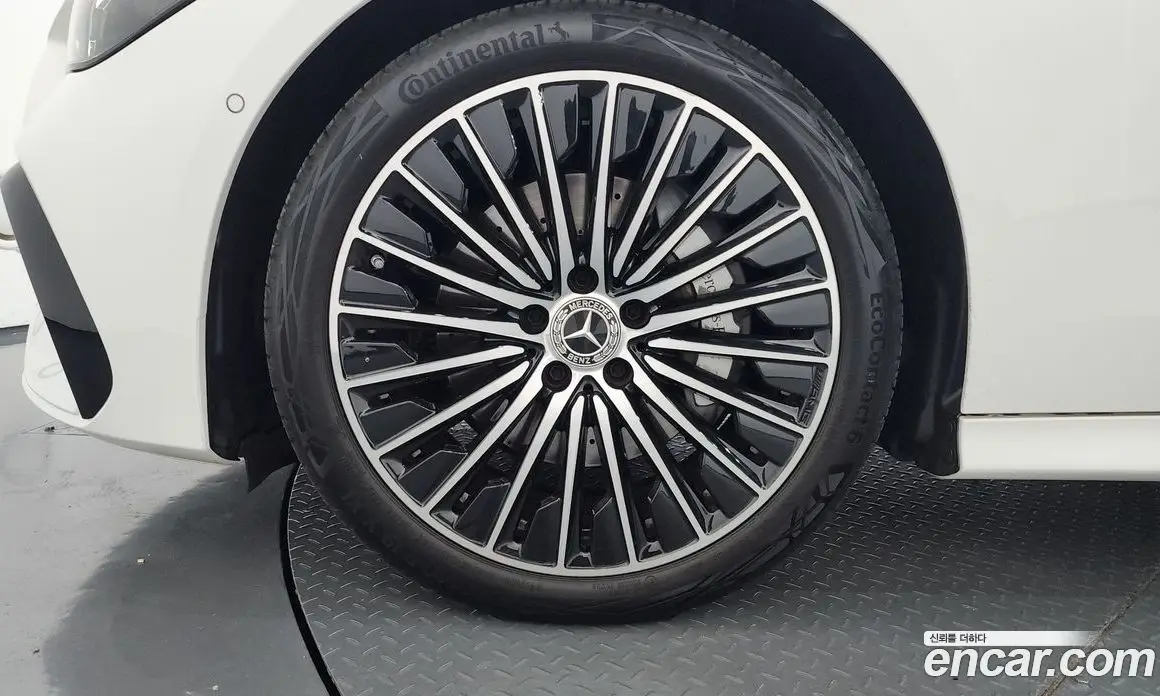 Mercedes-Benz CLE-Class 2025 2.0 автомат (гидро), фото 5