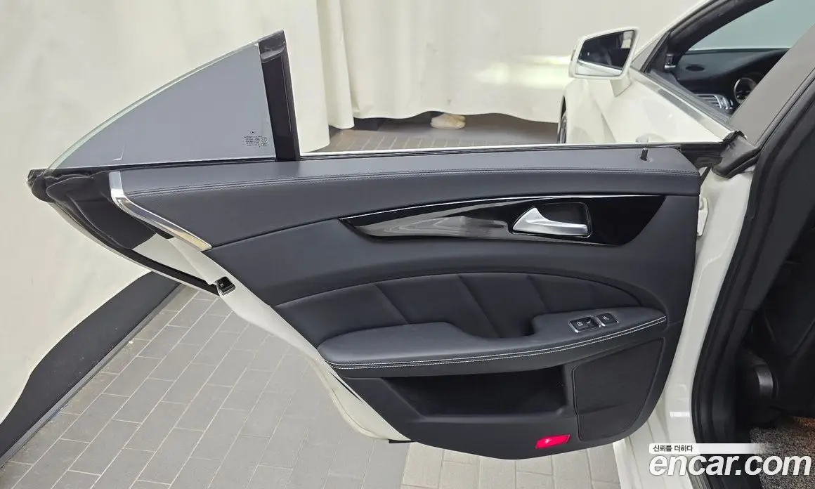 Mercedes-Benz CLS-Class 2017 2.1 автомат (гидро), фото 15 Mercedes-Benz CLS-Class 2017 2.1 автомат (гидро), фото 15