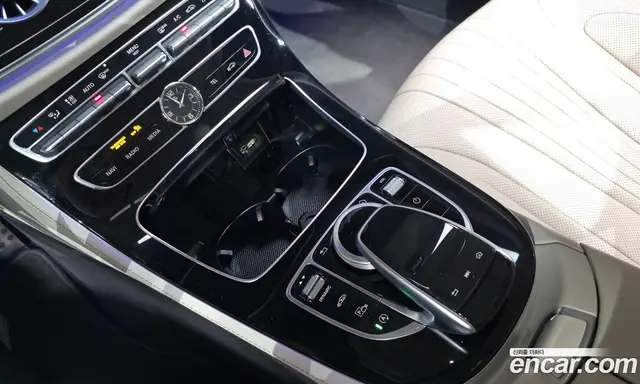Mercedes-Benz CLS-Class 2019 3.0 автомат (гидро), миниатюра 12