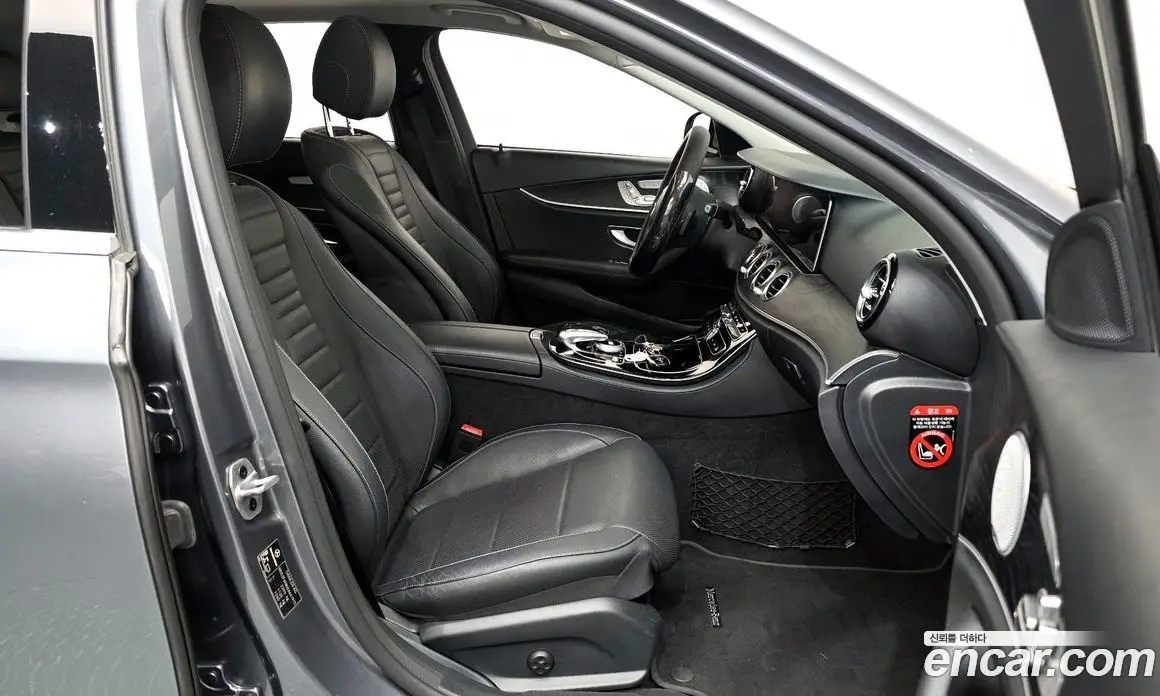 Mercedes-Benz E-Class 2019 2.0 автомат (гидро), фото 16