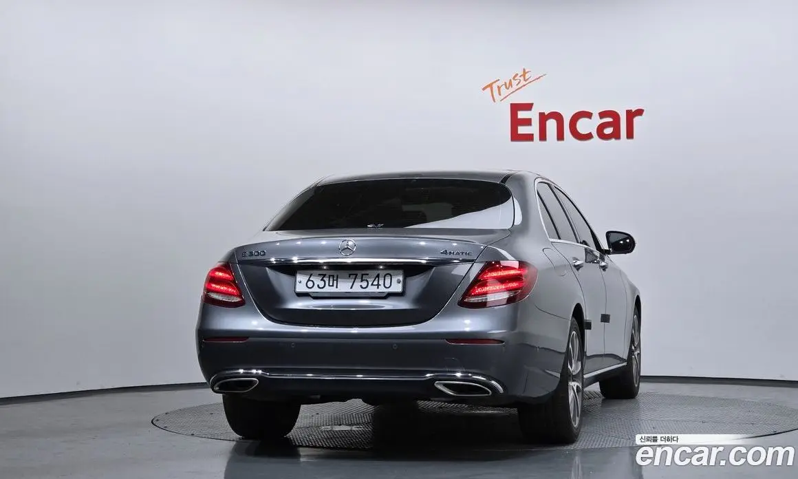 Mercedes-Benz E-Class 2019 2.0 автомат (гидро), фото 4