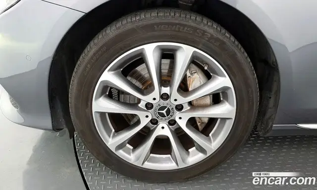 Mercedes-Benz E-Class 2019 2.0 автомат (гидро), миниатюра 5