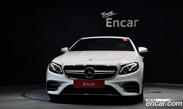 Mercedes-Benz E-Class 2019 1.9 автомат (гидро), миниатюра 3