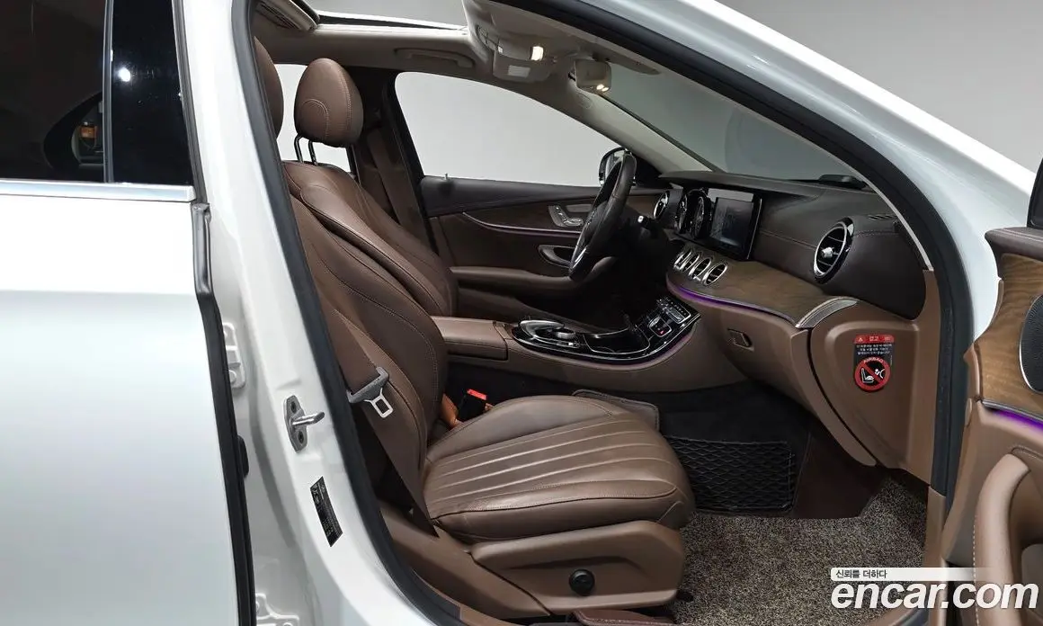 Mercedes-Benz E-Class 2019 1.9 автомат (гидро), фото 16 Mercedes-Benz E-Class 2019 1.9 автомат (гидро), фото 16