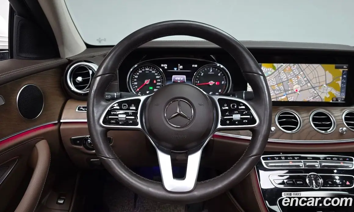 Mercedes-Benz E-Class 2019 1.9 автомат (гидро), фото 18 Mercedes-Benz E-Class 2019 1.9 автомат (гидро), фото 18