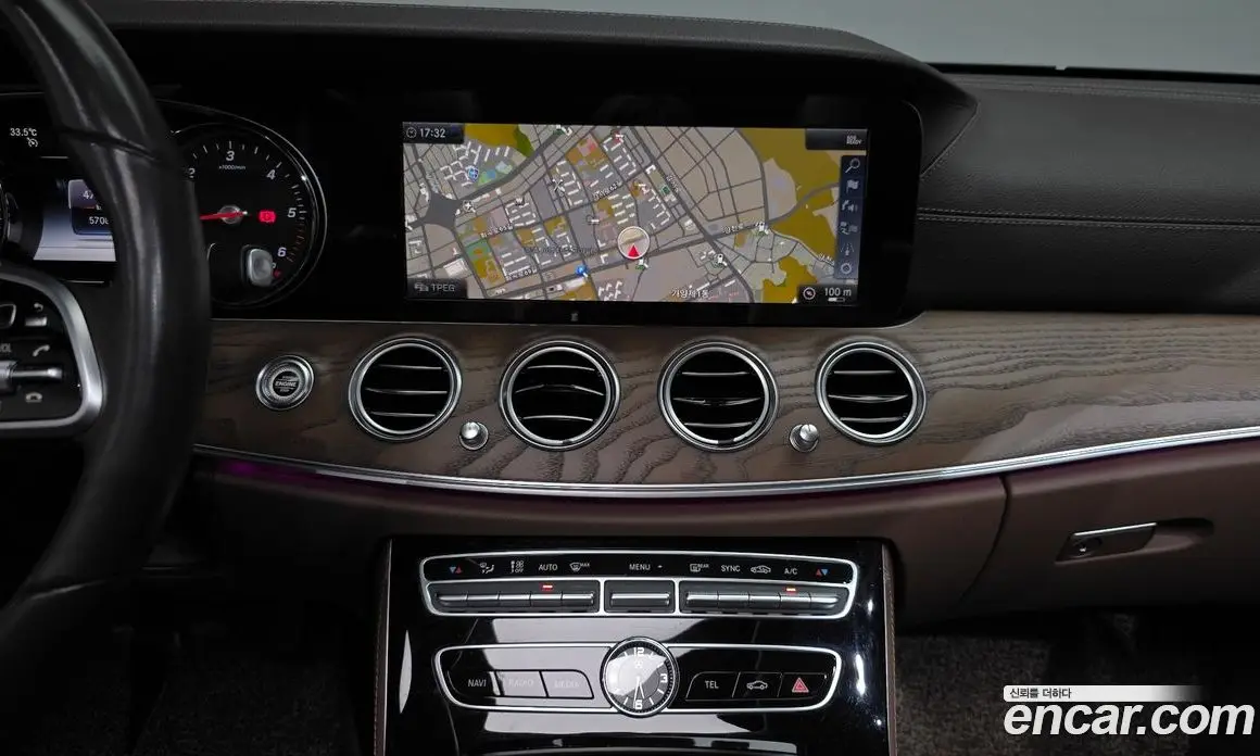 Mercedes-Benz E-Class 2019 1.9 автомат (гидро), фото 19 Mercedes-Benz E-Class 2019 1.9 автомат (гидро), фото 19