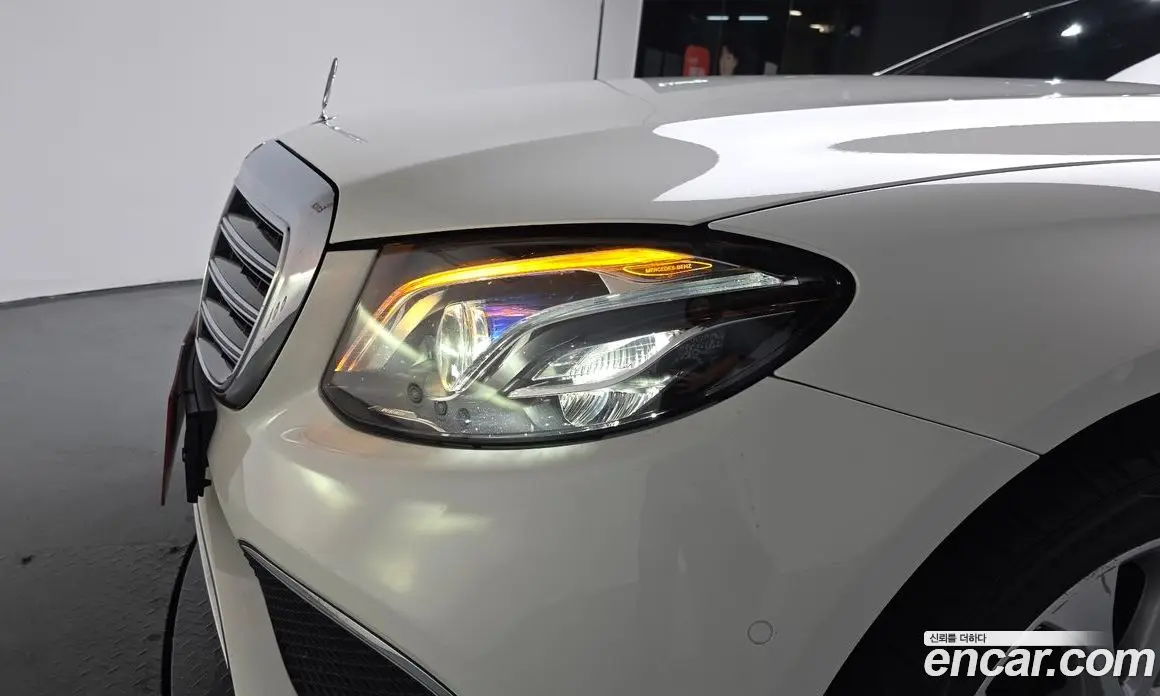Mercedes-Benz E-Class 2019 1.9 автомат (гидро), фото 8 Mercedes-Benz E-Class 2019 1.9 автомат (гидро), фото 8