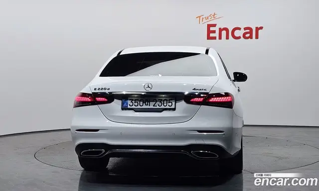 Mercedes-Benz E-Class 2020 1.9 автомат (гидро), миниатюра 4