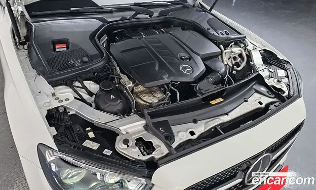 Mercedes-Benz E-Class 2020 1.9 автомат (гидро), миниатюра 6