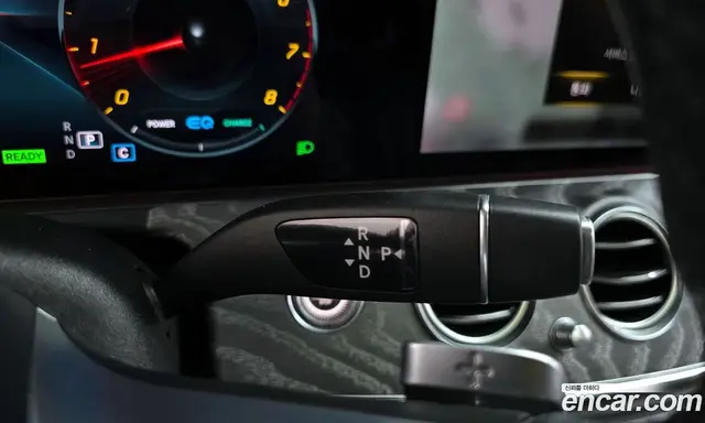 Mercedes-Benz E-Class 2020 2.0 автомат (гидро), миниатюра 12
