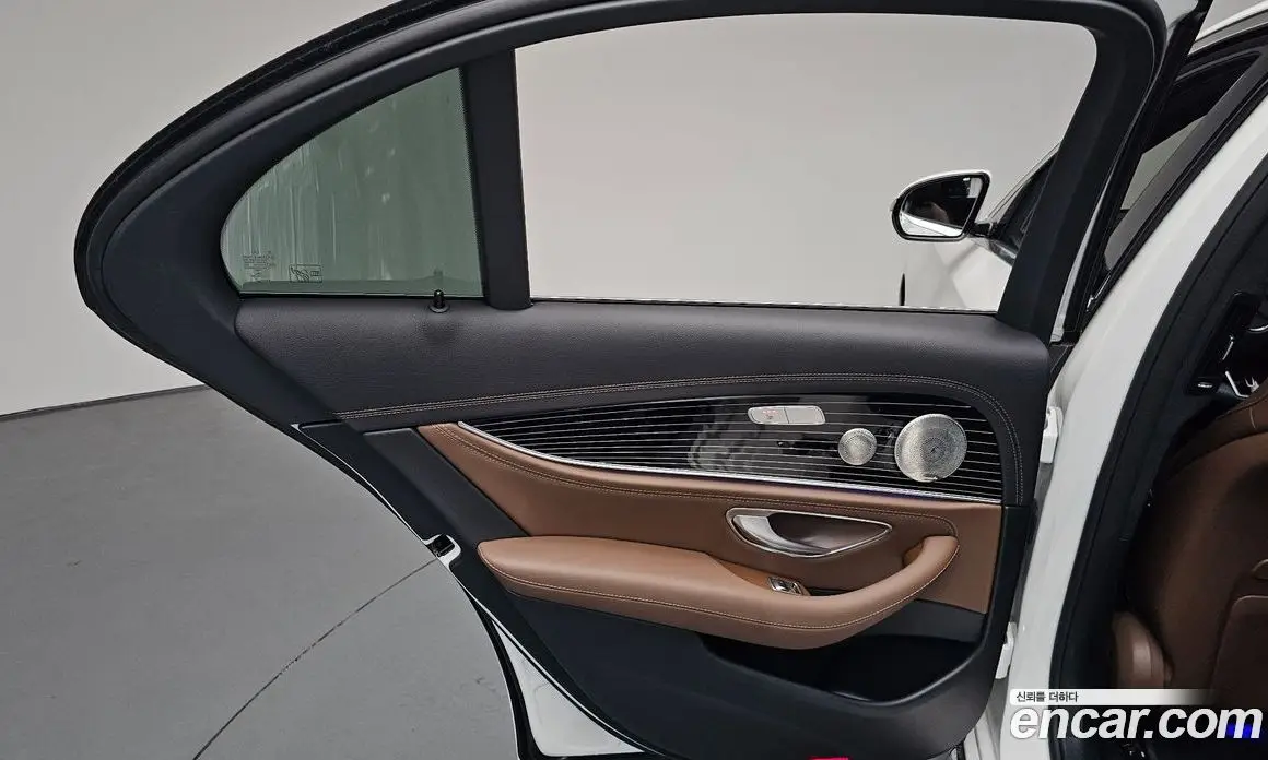 Mercedes-Benz E-Class 2022 3.0 автомат (гидро), фото 14 Mercedes-Benz E-Class 2022 3.0 автомат (гидро), фото 14