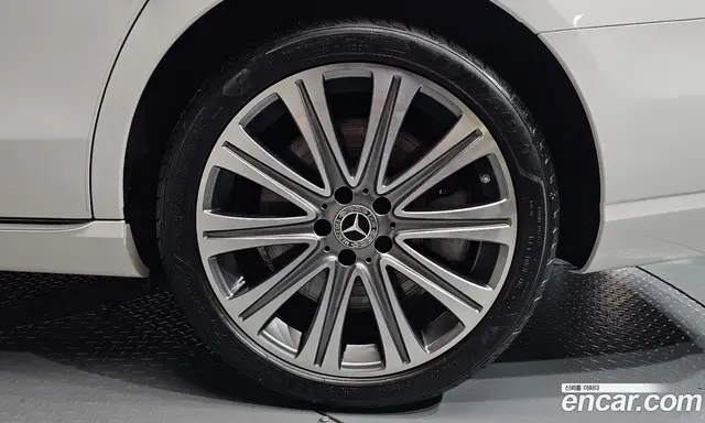 Mercedes-Benz E-Class 2022 3.0 автомат (гидро), миниатюра 6 Mercedes-Benz E-Class 2022 3.0 автомат (гидро), миниатюра 6
