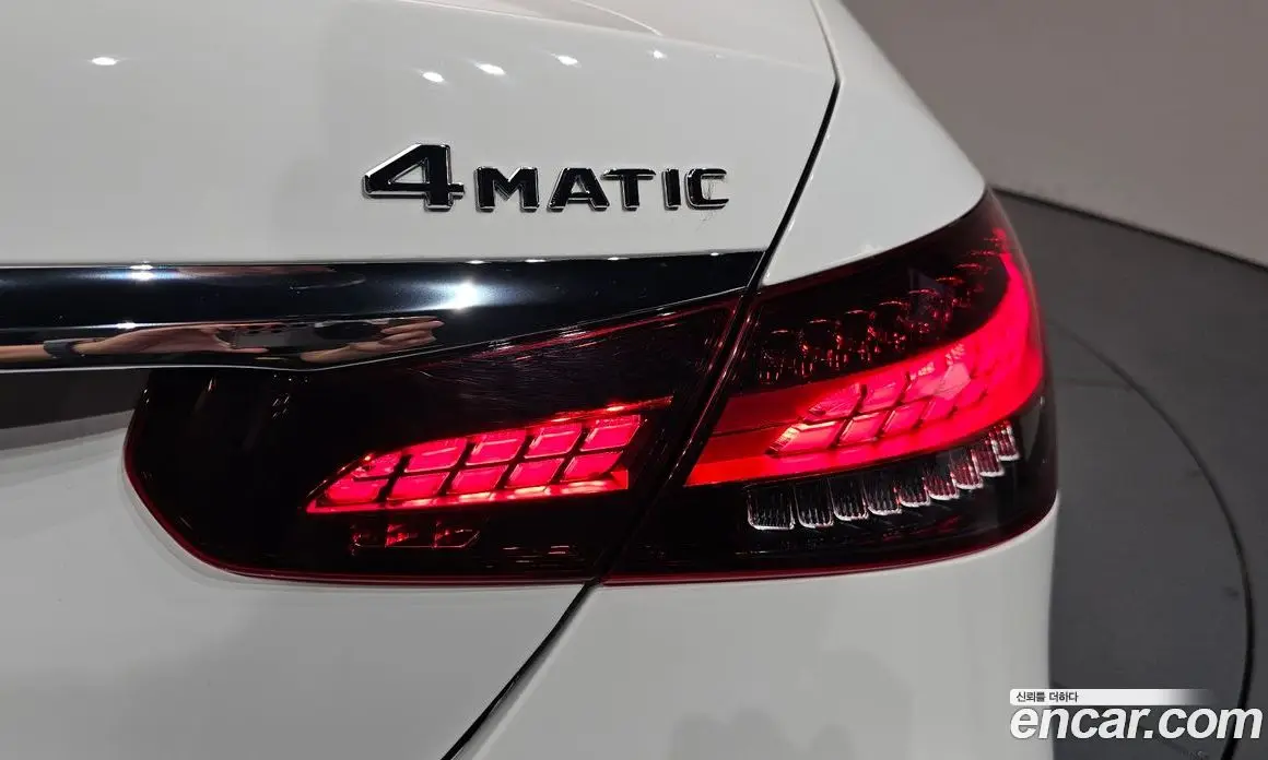 Mercedes-Benz E-Class 2022 3.0 автомат (гидро), фото 8 Mercedes-Benz E-Class 2022 3.0 автомат (гидро), фото 8
